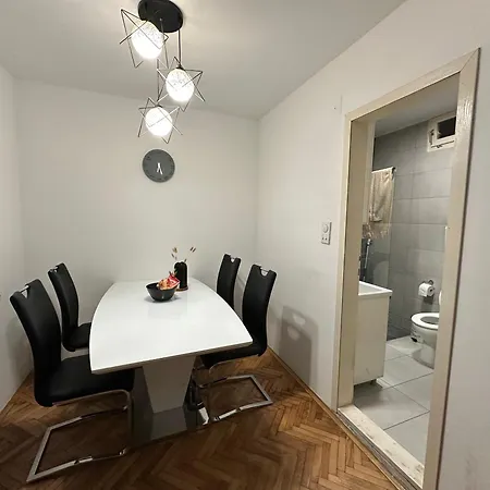 Apartmán Exit Center